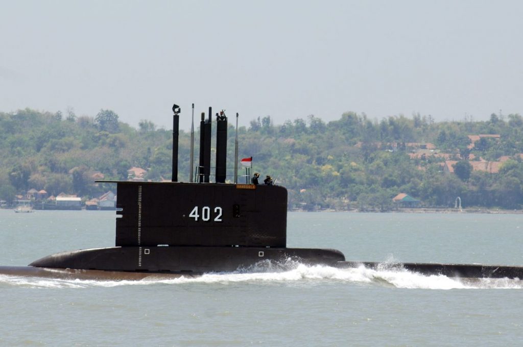 Associated Press: Kapal selam Indonesia hilang, dengan 53 di dalamnya