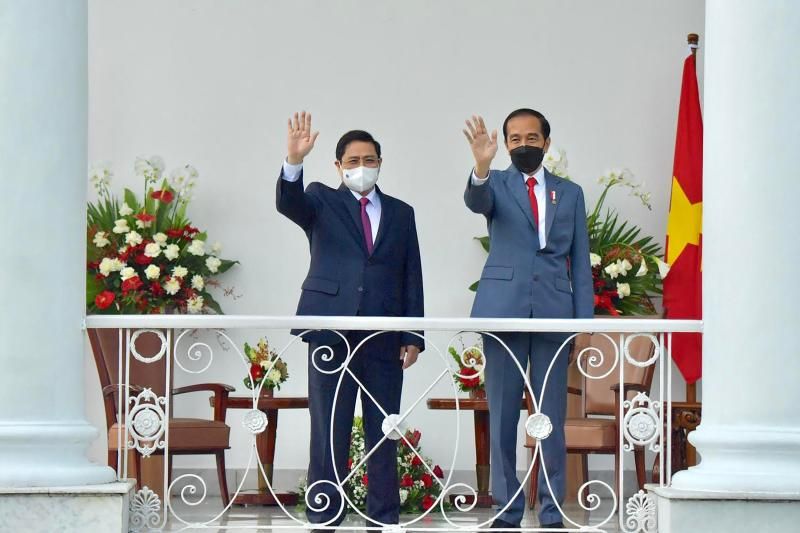 Para pemimpin Vietnam dan Indonesia sepakat untuk meningkatkan kerja sama kesehatan di tengah pandemi COVID-19