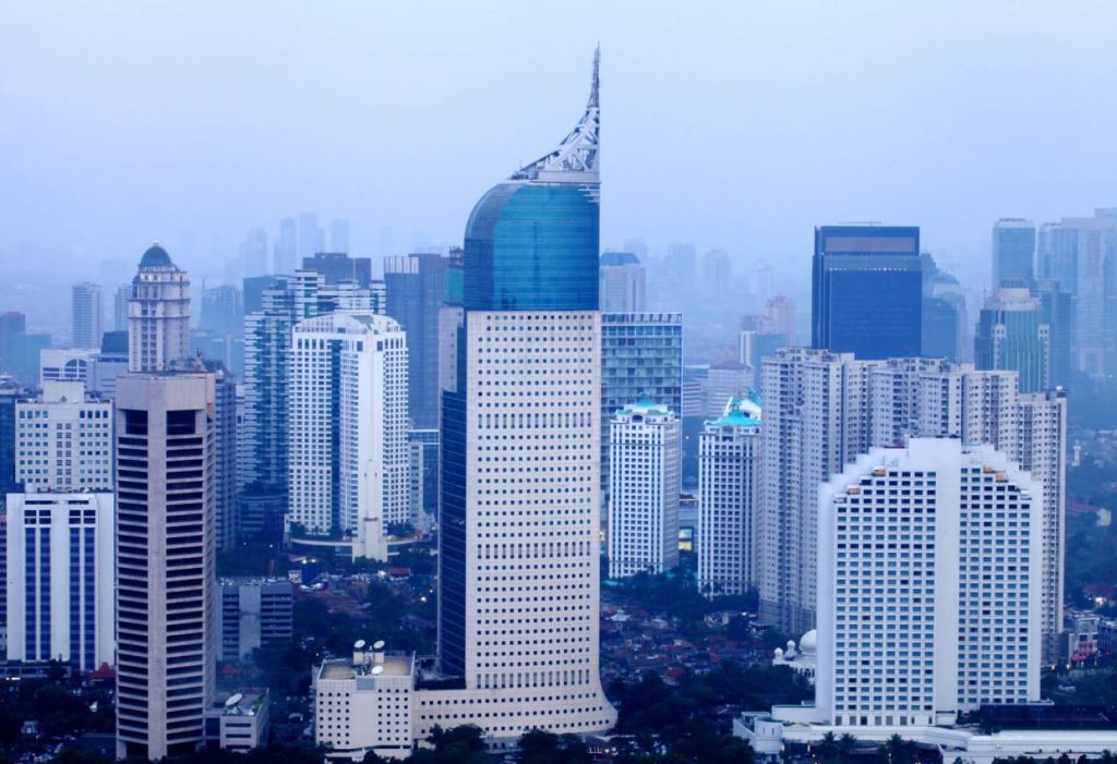 Ekonomi Indonesia sedang dalam pemulihan karena saham ditutup pada rekor tertinggi di minggu kerja besar