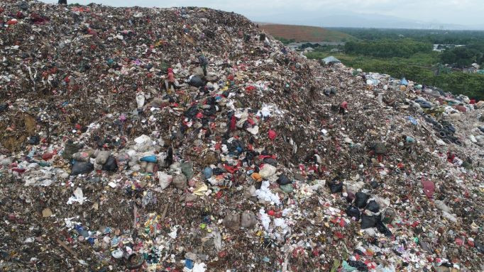 Indonesian start-up SMEsHub asks govt for more plastic waste