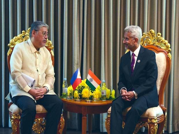 Jaishankar bertemu rekan-rekannya dari Kanada, Indonesia dan Singapura di Kamboja